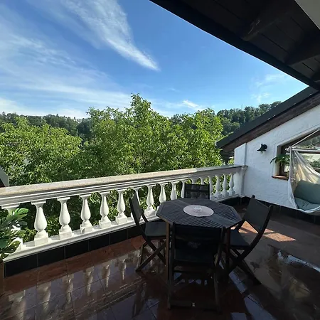 Honor-penthouse Apartment *